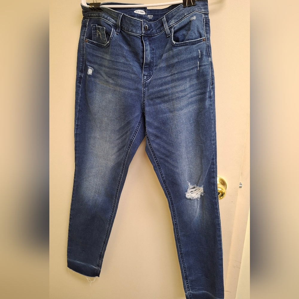 JEAN